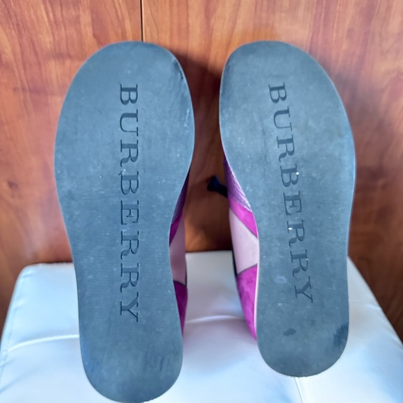 BURBERRY COLOR-BLOCK PATTERN CHUNKY SNEAKERS (SIZE 8) - Picture 11 of 11